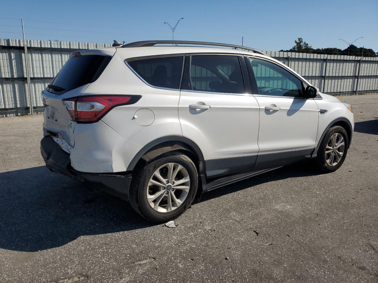 2018 Ford Escape Se VIN: 1FMCU0GD3JUA78563 Lot: 74812564