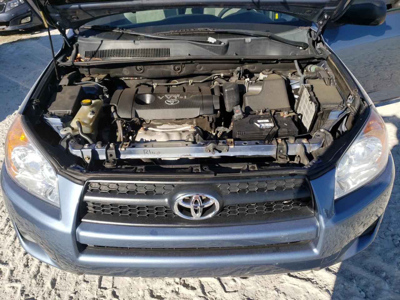 2011 Toyota RAV 4 - Image 12