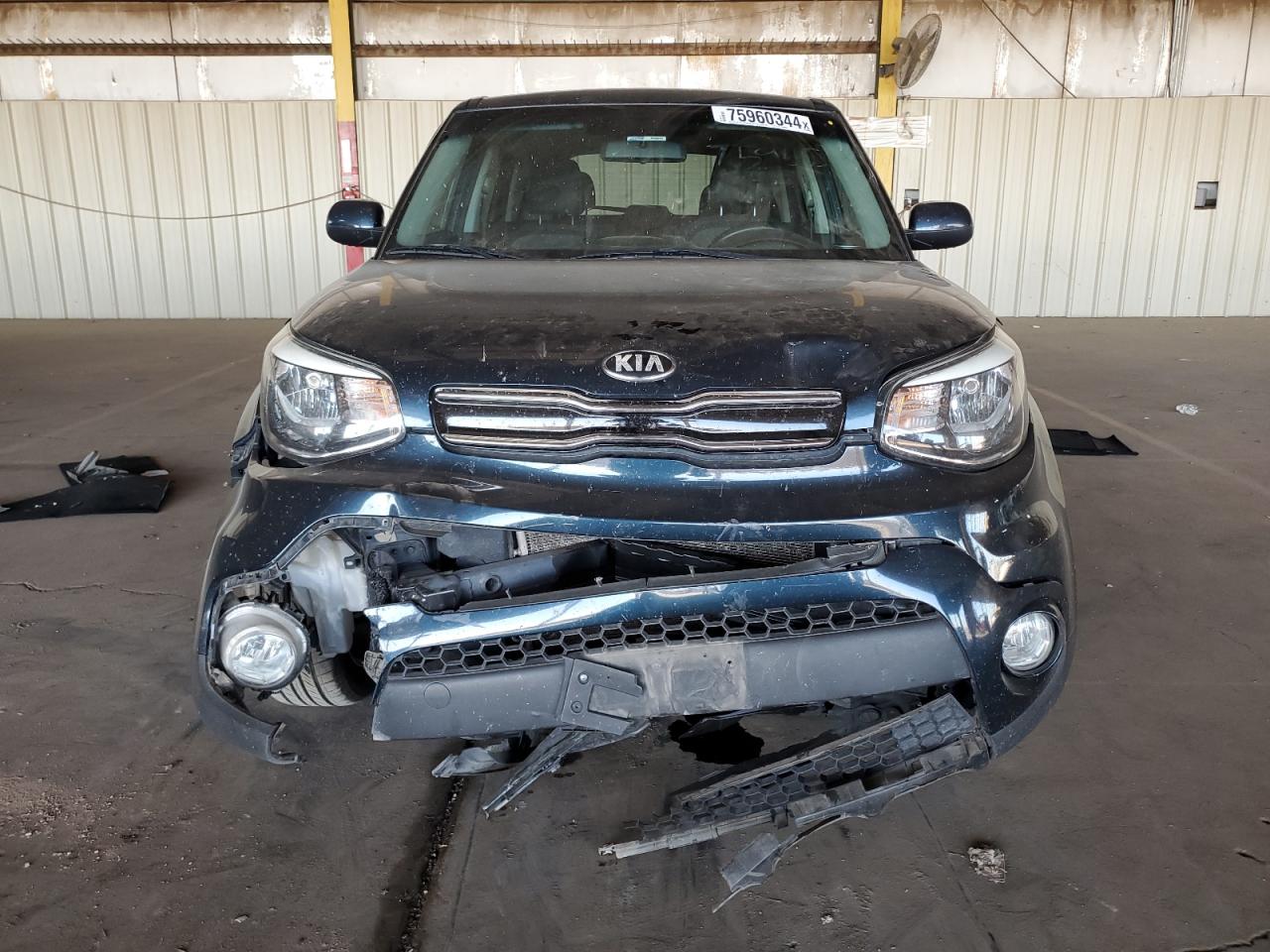 VIN KNDJP3A50J7600232 2018 KIA SOUL no.5