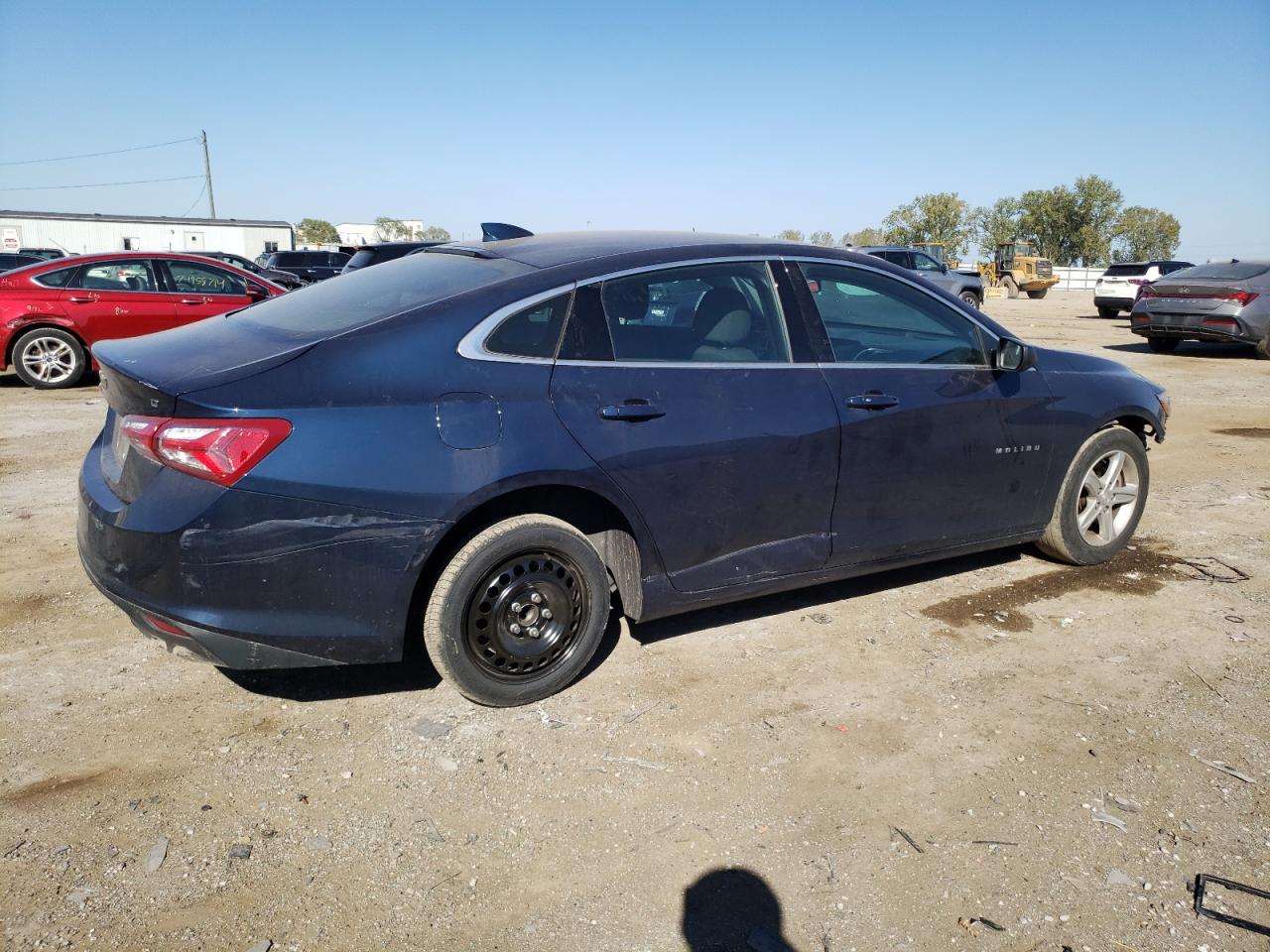 2022 Chevrolet Malibu - Image 3