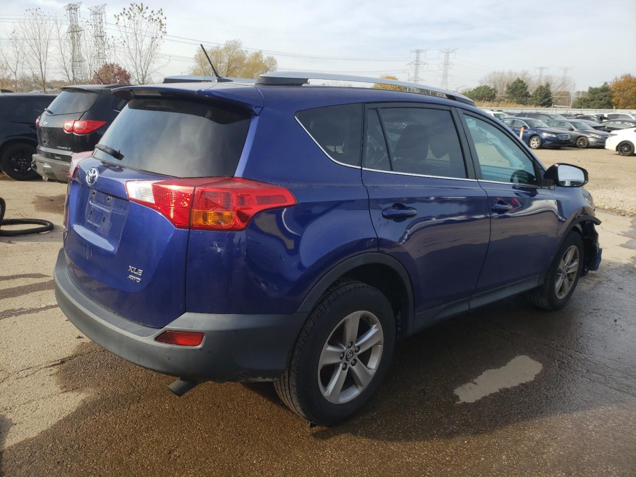 2015 Toyota RAV 4 - Image 3
