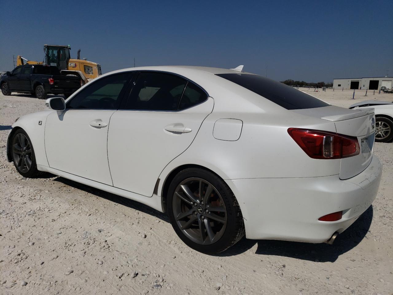 2011 Lexus IS - Image 2
