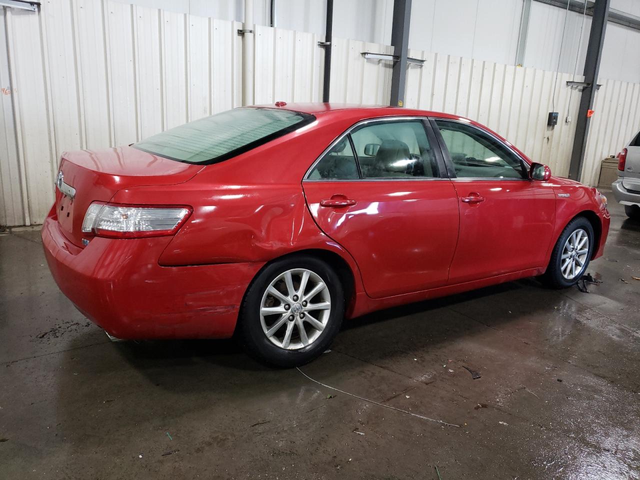 2011 Toyota Camry - Image 3