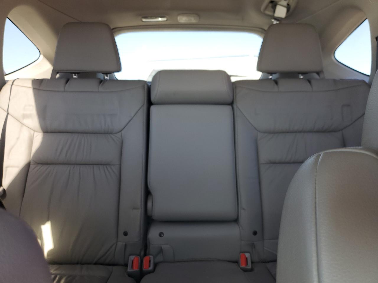 2012 Honda CR-V - Image 10