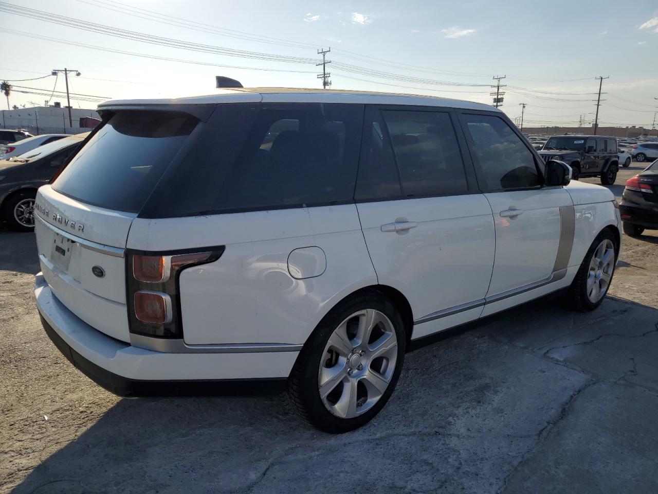 2018 Land Rover Range Rover - Image 3