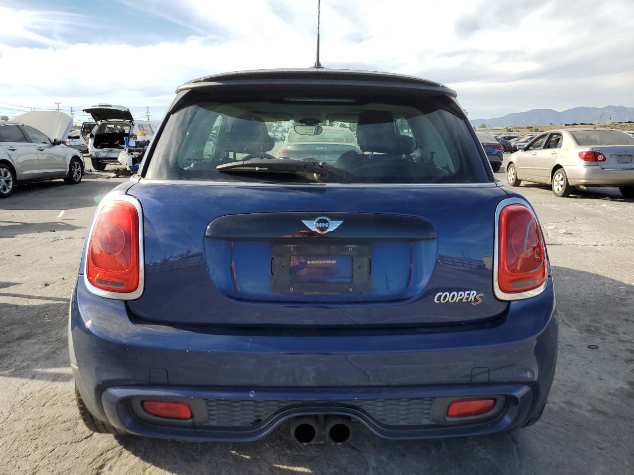 2015 Mini Cooper S VIN: WMWXP7C57F2A34704 Lot: 75292304