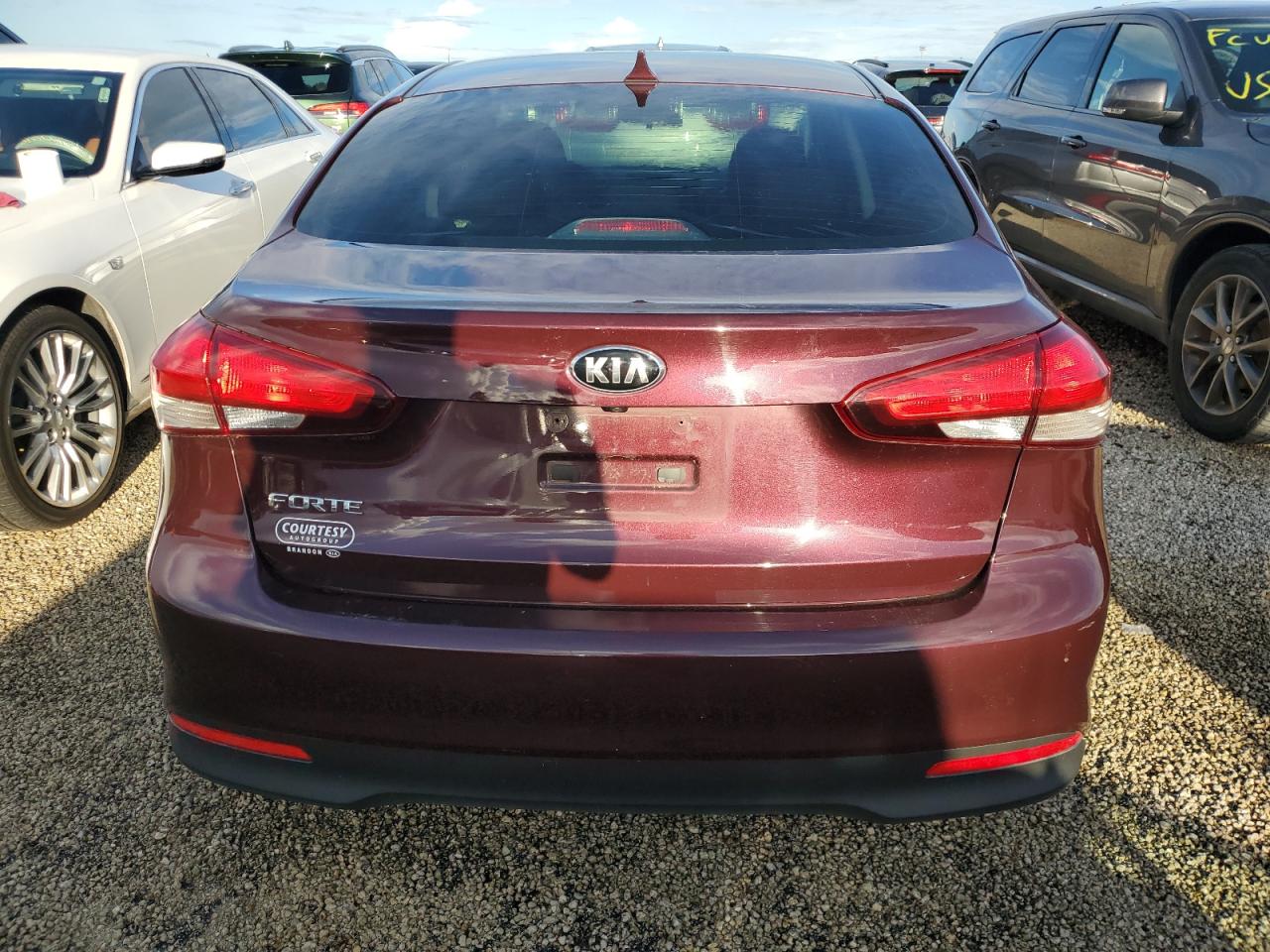 2017 Kia Forte Lx VIN: 3KPFL4A70HE128665 Lot: 74432084