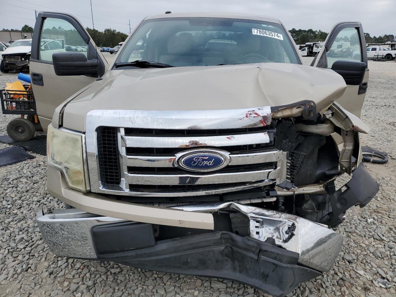 2010 Ford F-150 - Image 12