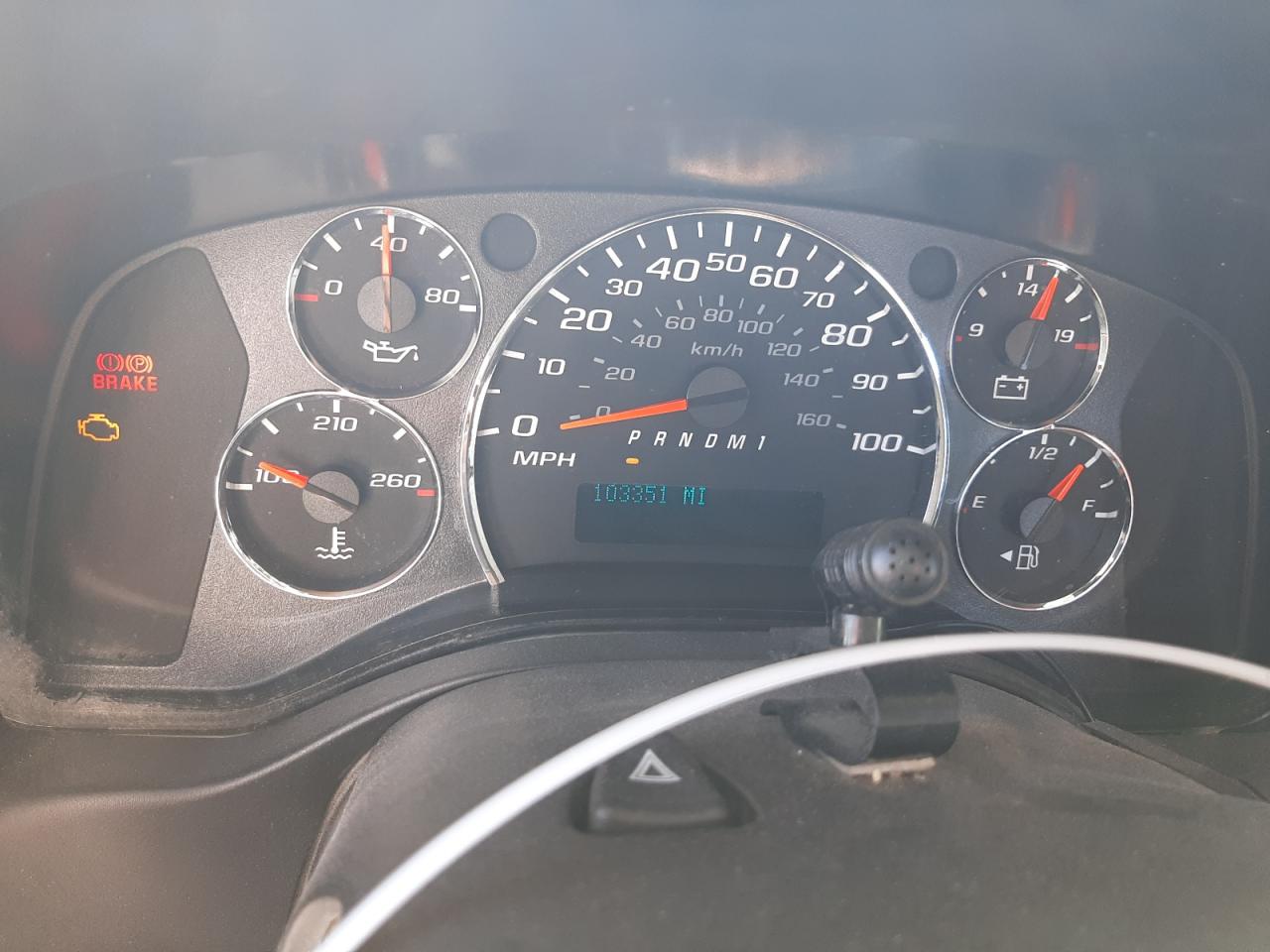 2010 Chevrolet Express - Image 9