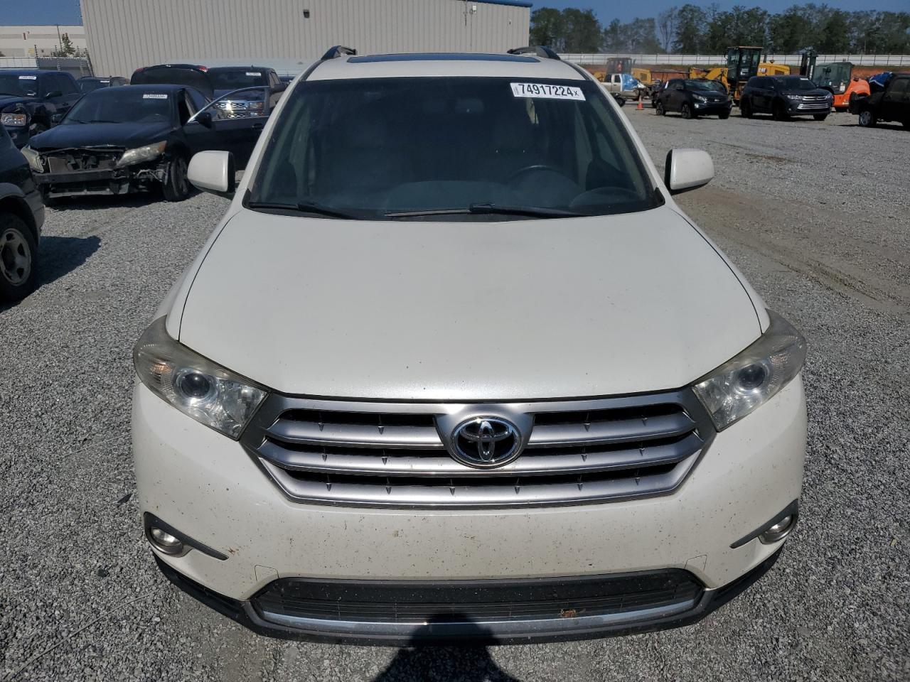 VIN 5TDBK3EH0DS257715 2013 TOYOTA HIGHLANDER no.5