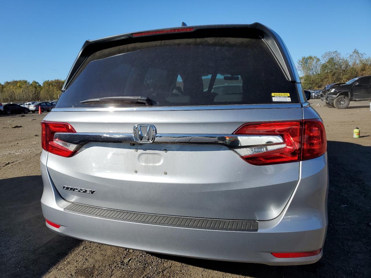 5FNRL6H71JB014172 2018 Honda Odyssey Exl