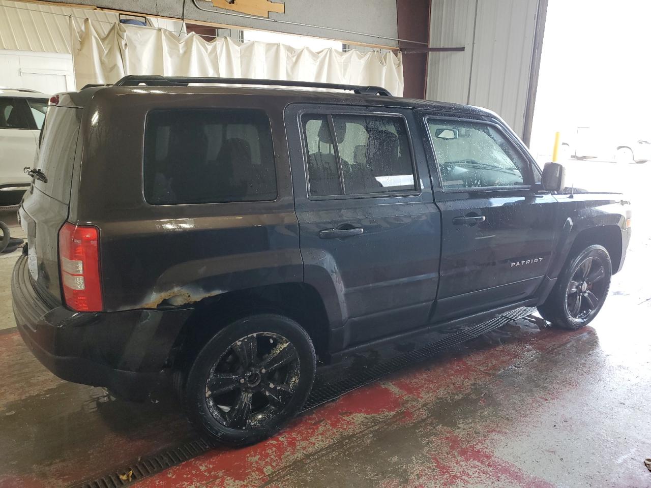 2014 Jeep Liberty (Patriot) - Image 3