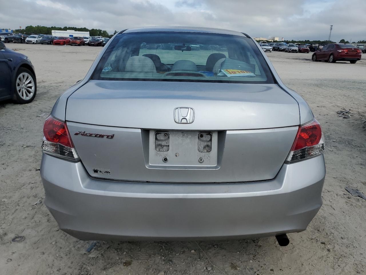 1HGCP26388A047614 2008 Honda Accord Lx