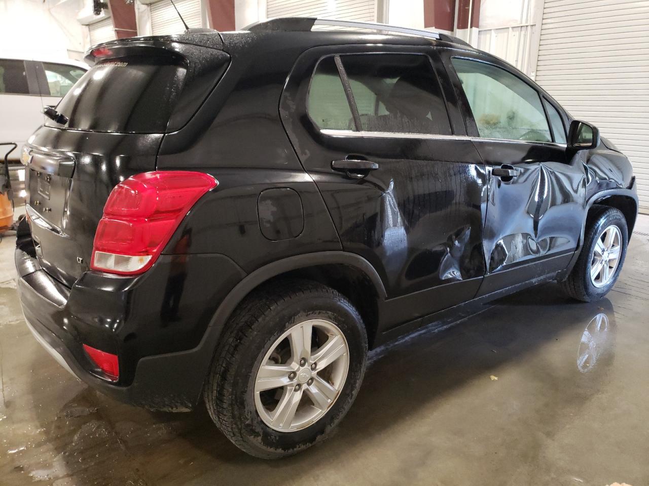 2019 Chevrolet Trax - Image 3