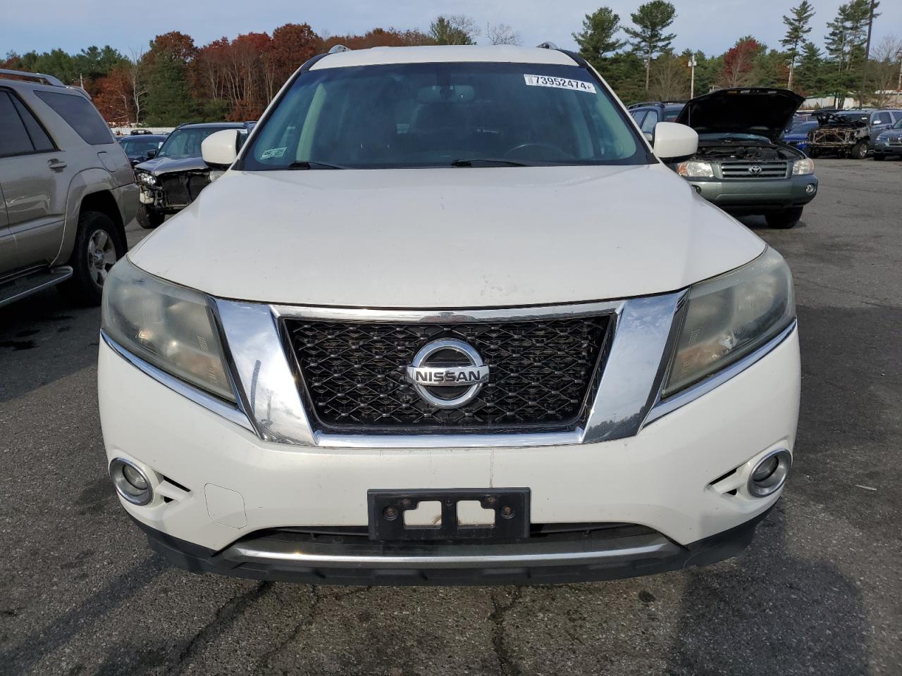 2014 Nissan Pathfinder - Image 5