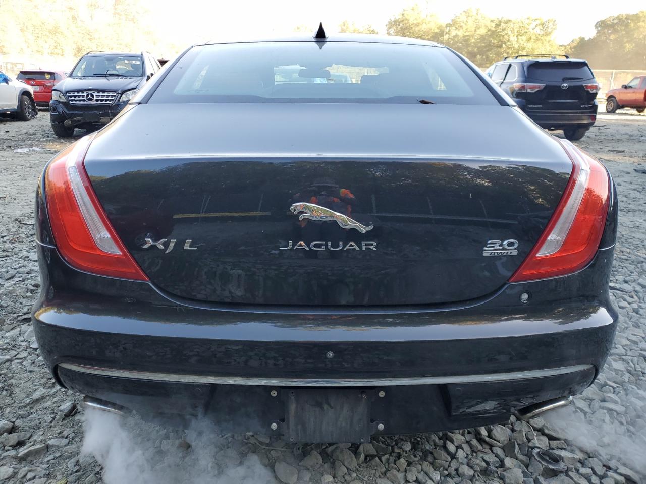 VIN SAJWJ2GD5G8W02952 2016 JAGUAR XJ no.6