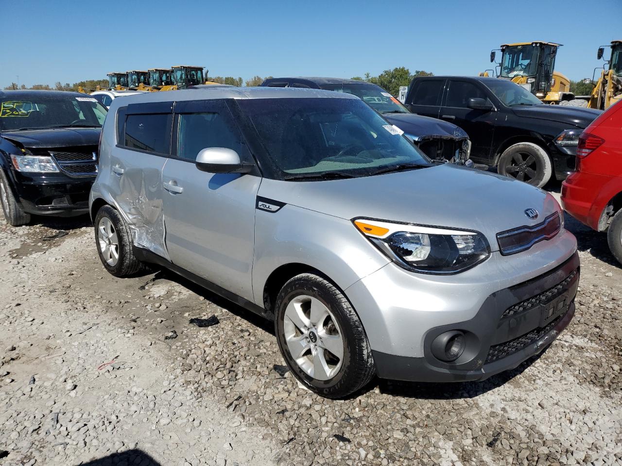 VIN KNDJN2A26K7002413 2019 KIA SOUL no.4