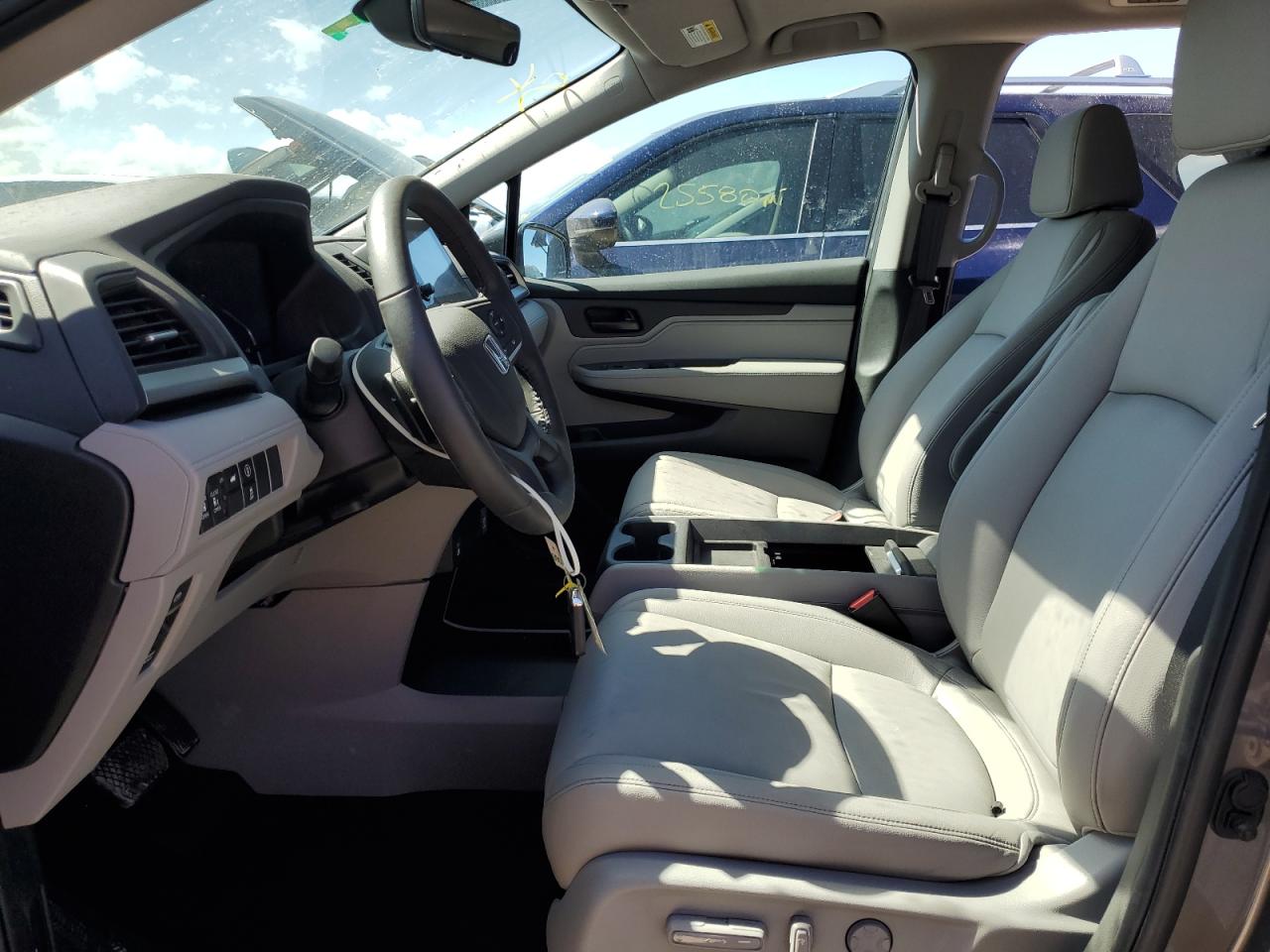 2024 Honda Odyssey - Image 7