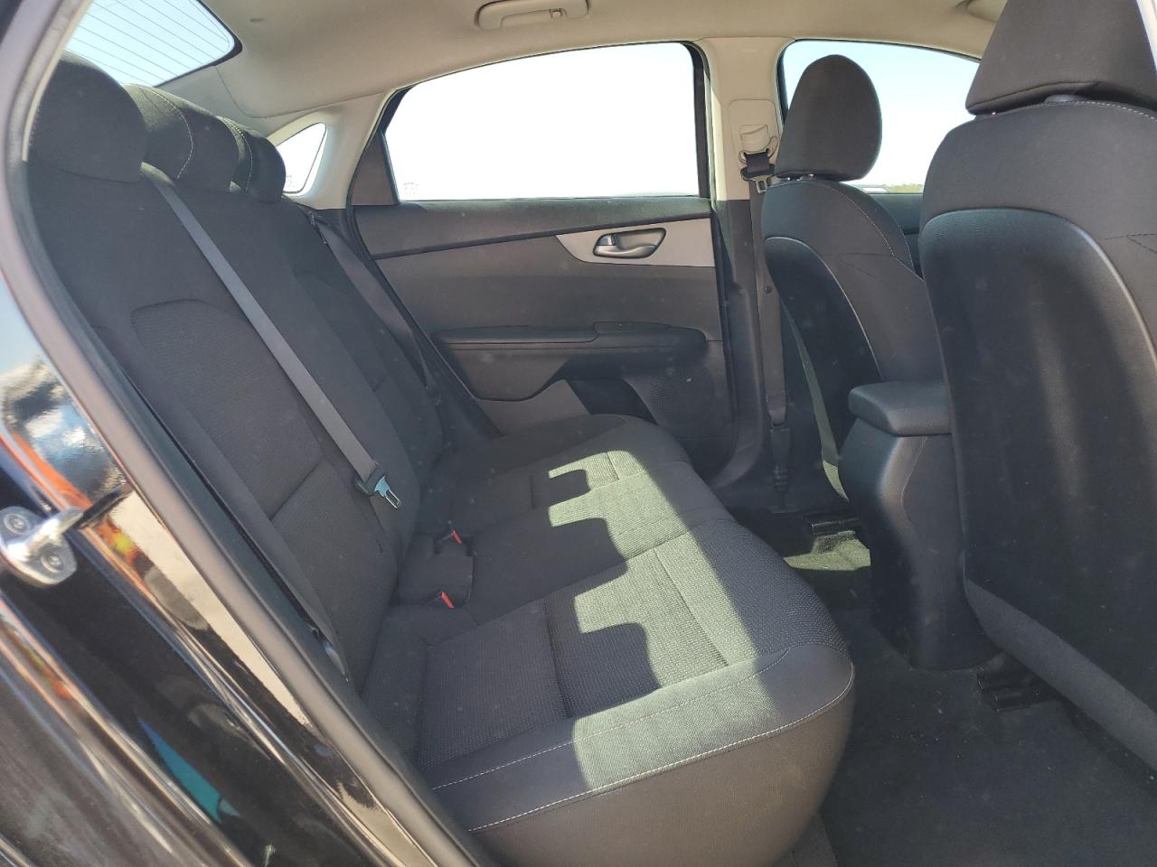 2019 Kia Forte - Image 10