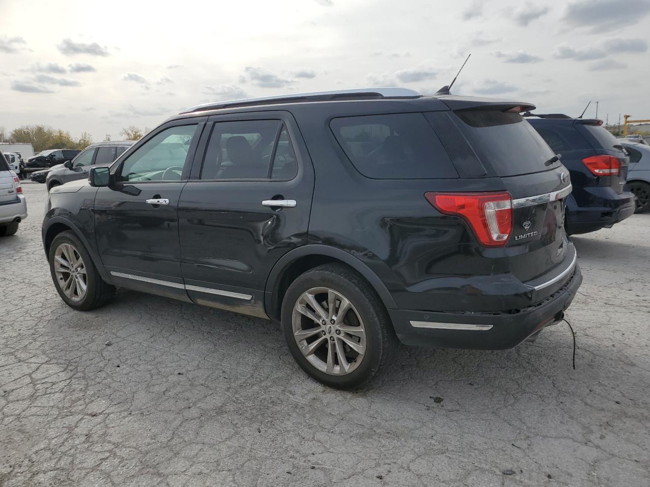 VIN 1FM5K8F84JGC82739 2018 FORD EXPLORER no.2