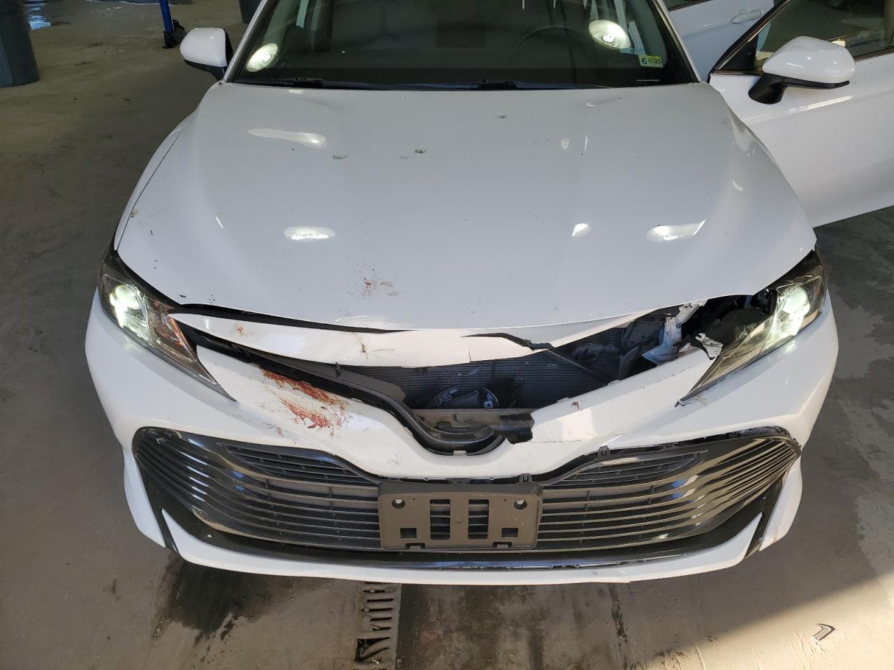 2020 Toyota Camry - Image 12