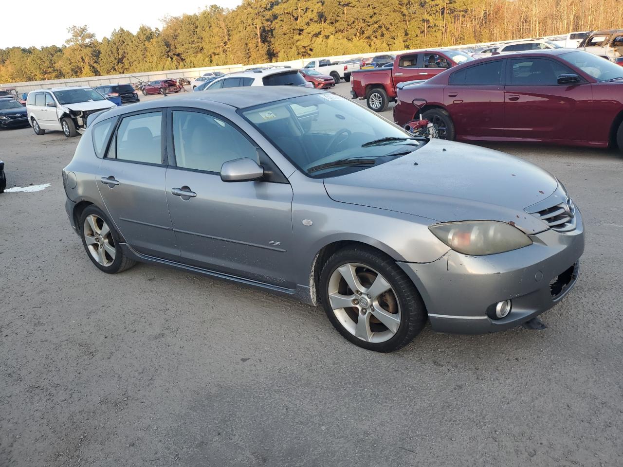 2005 Mazda 3 - Image 4