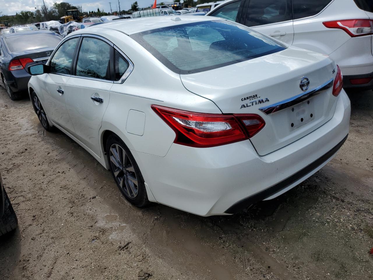 1N4AL3AP0HC204211 2017 NISSAN ALTIMA - Image 2