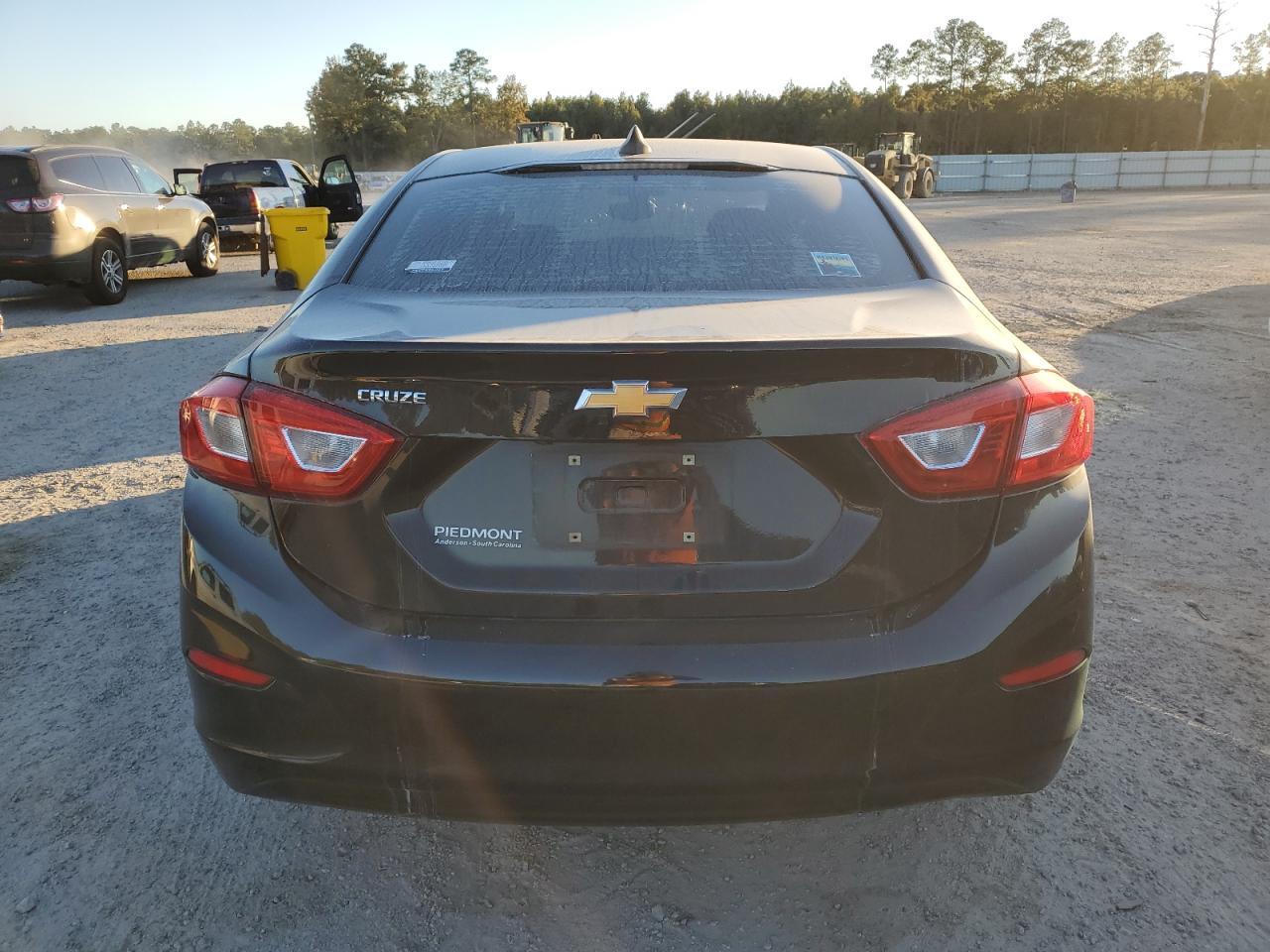 2018 Chevrolet Cruze - Image 6