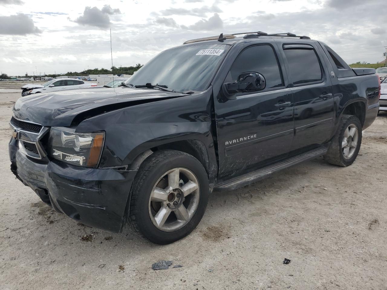 3GNMCFE07DG152290 2013 Chevrolet Avalanche Lt