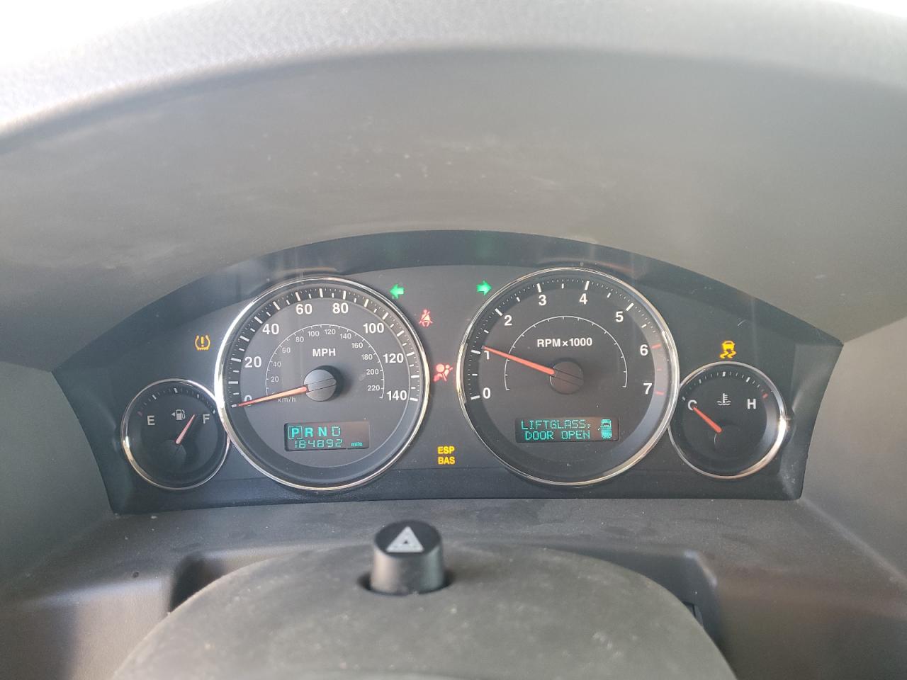 2006 Jeep Commander VIN: 1J8HG48KX6C314122 Lot: 77355314
