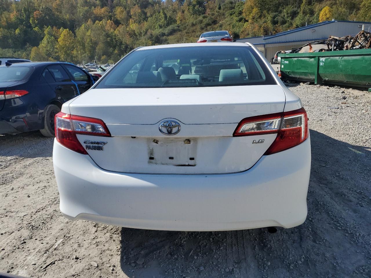 2014 Toyota Camry - Image 4