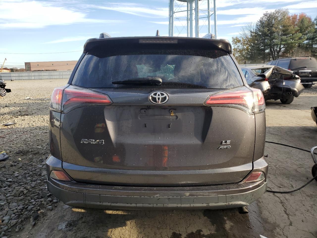 2016 Toyota RAV 4 - Image 6