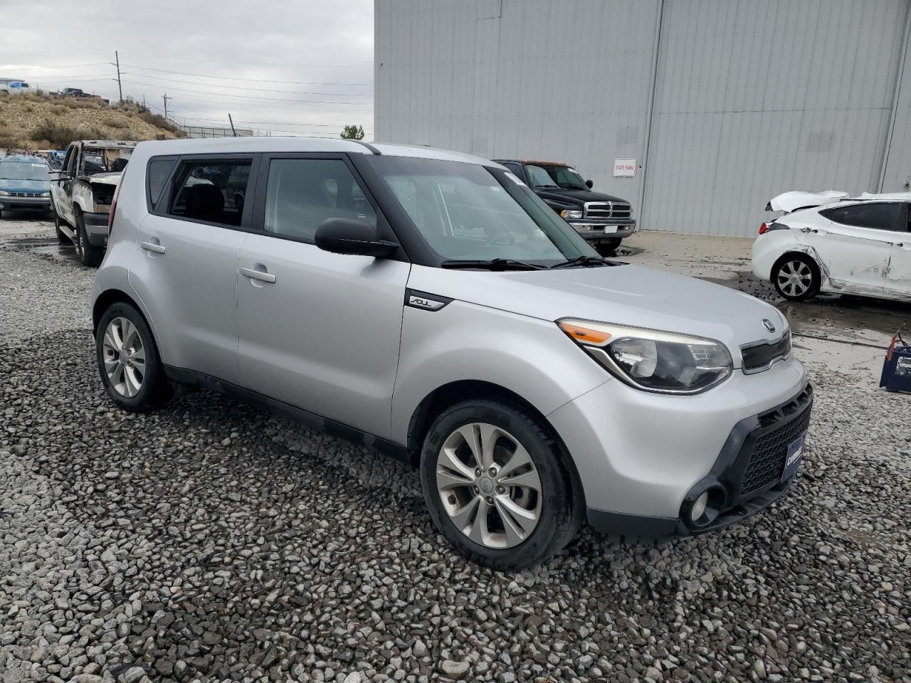 VIN KNDJP3A55G7839722 2016 KIA SOUL no.4