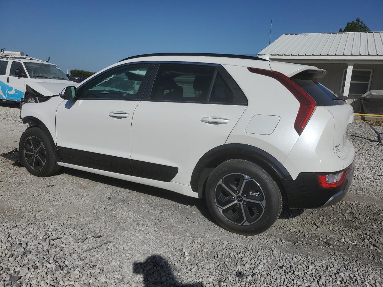 2024 Kia Niro - Image 2