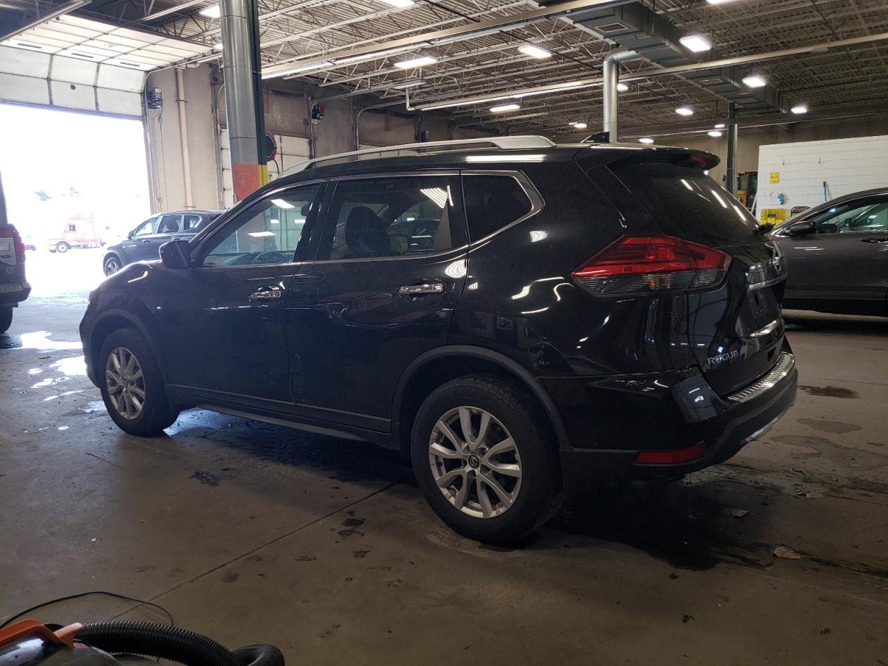 2017 Nissan Rogue S VIN: KNMAT2MV6HP526357 Lot: 76079014