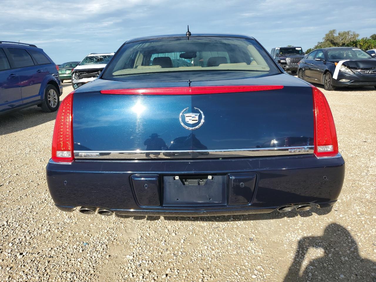 1G6KD57Y57U172763 2007 Cadillac Dts