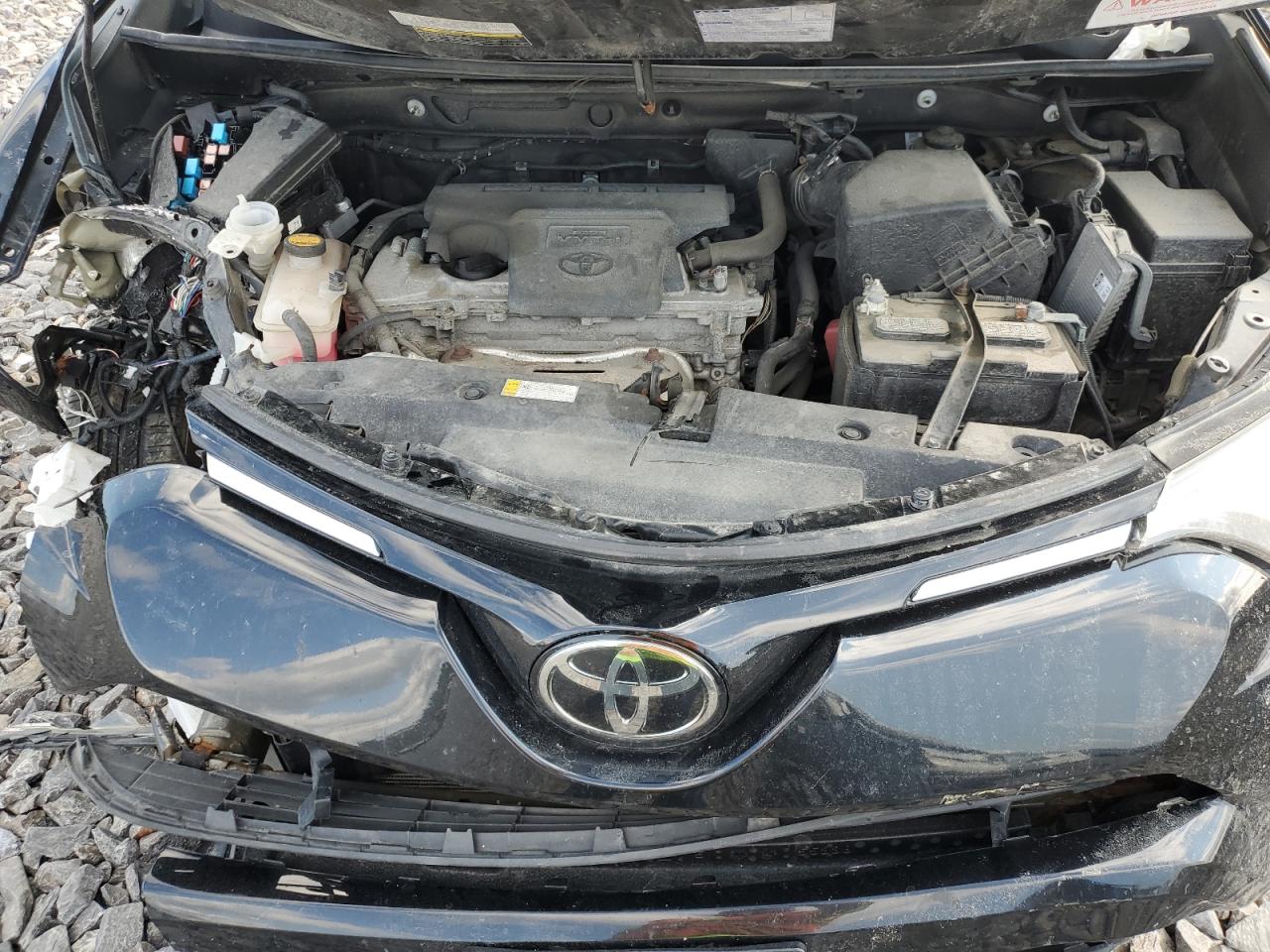 2T3BFREV5HW694062 2017 Toyota Rav4 Le