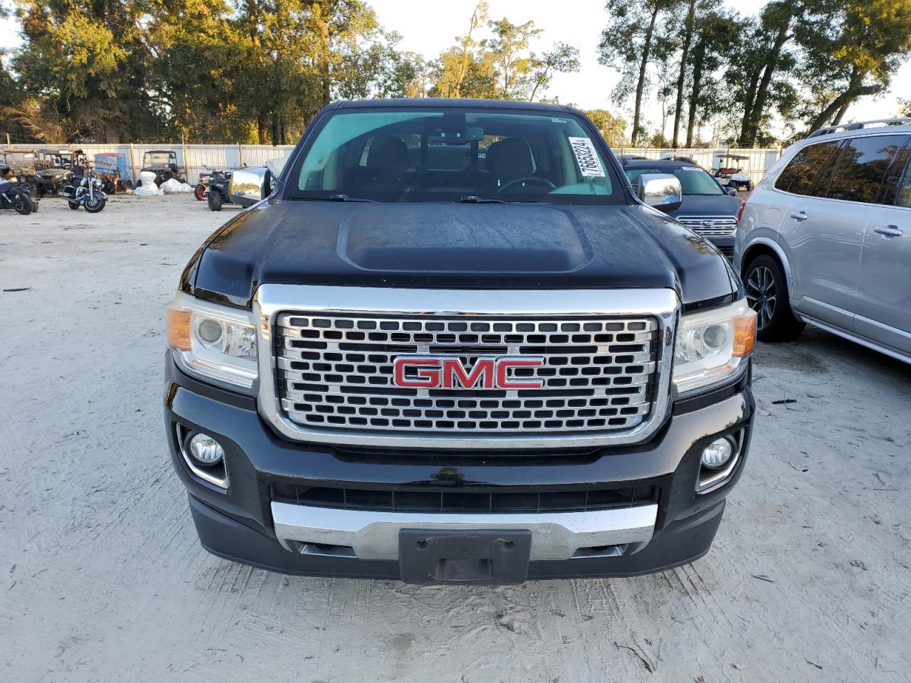 2017 GMC Canyon - Image 5