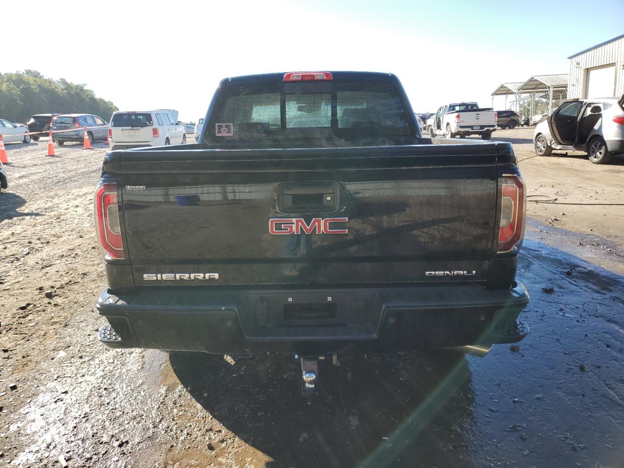 2018 GMC Sierra K1500 Denali VIN: 3GTU2PEJ5JG273504 Lot: 75988884