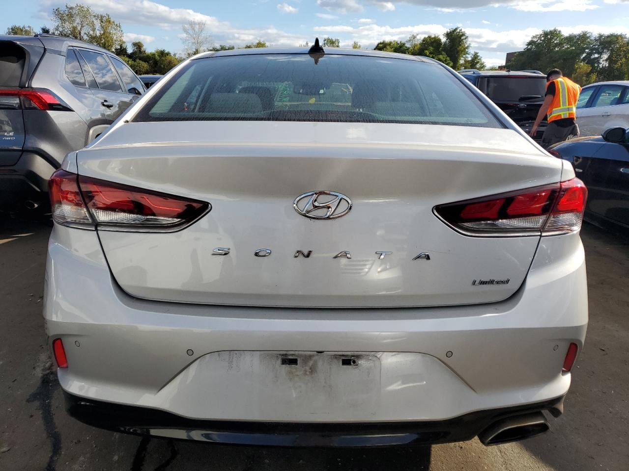 5NPE34AF7KH749715 2019 Hyundai Sonata Limited