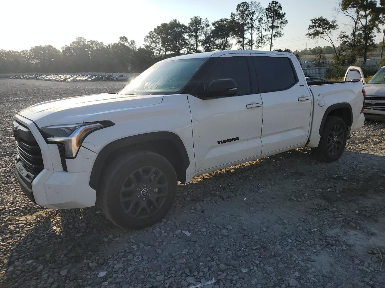 2022 TOYOTA TUNDRA