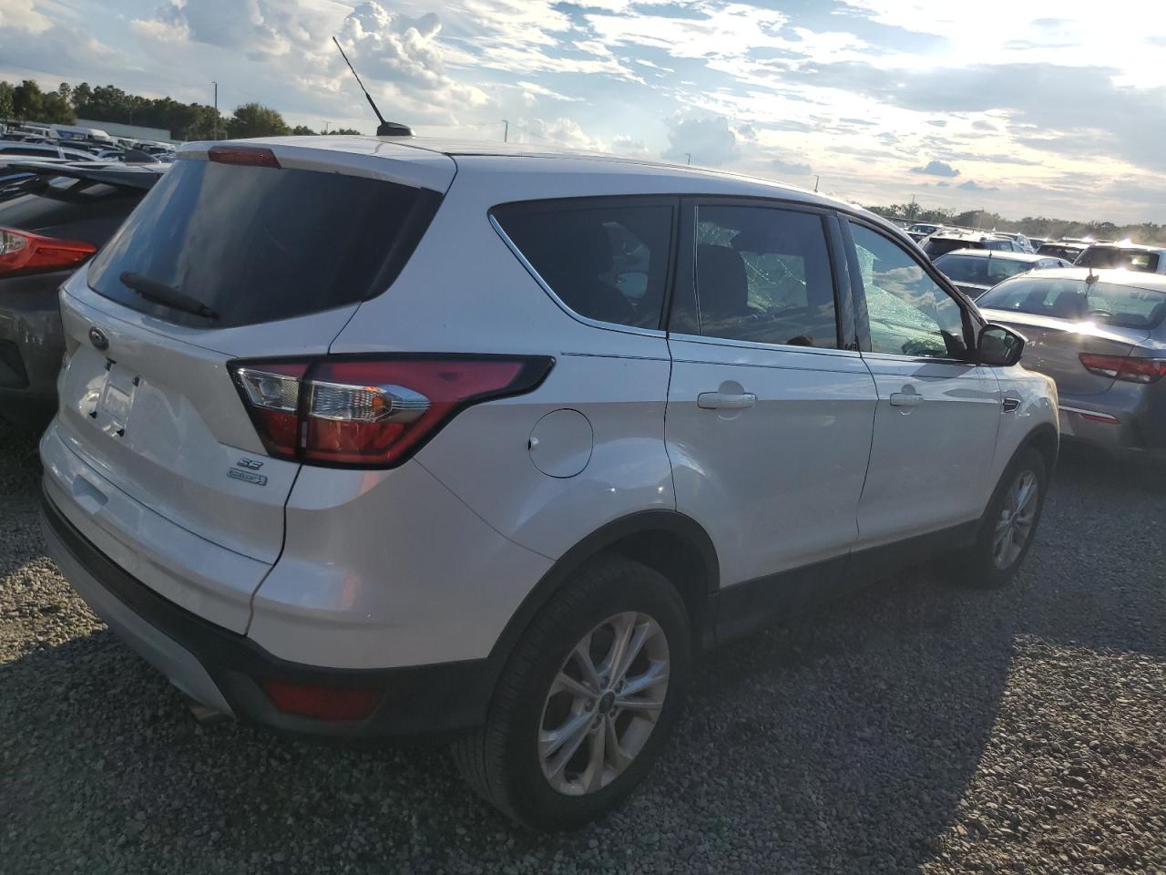 2017 Ford Escape - Image 3