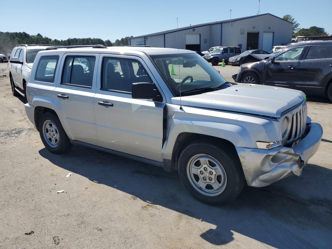 2008 Jeep Liberty (Patriot) - Image 4