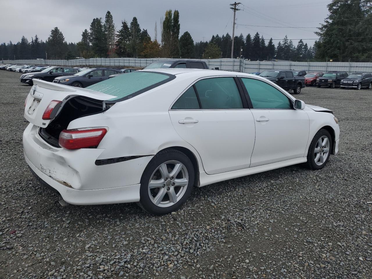 2009 Toyota Camry - Image 3