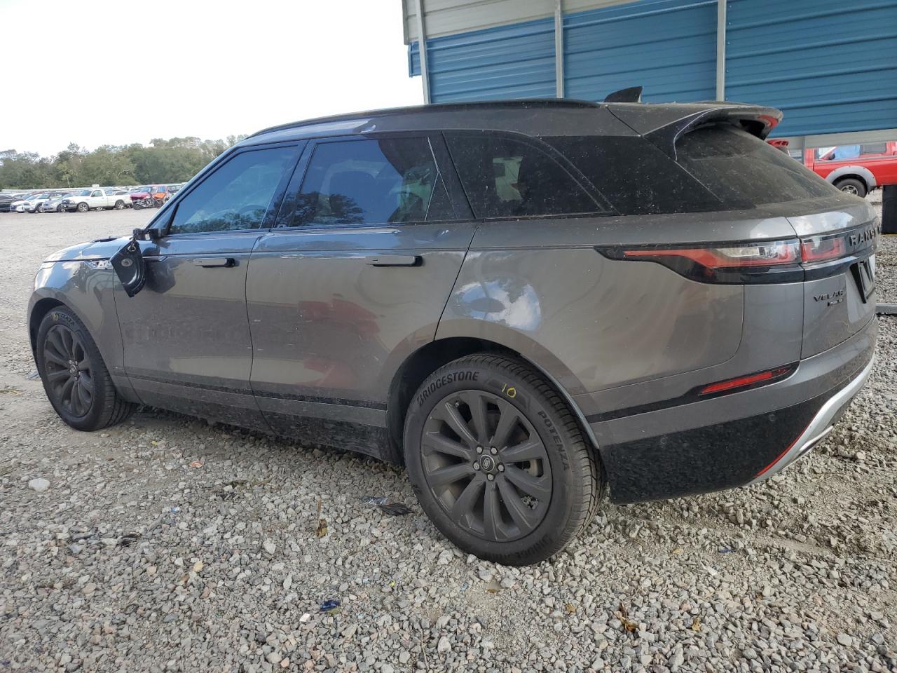 2018 Land Rover Range Rover - Image 2