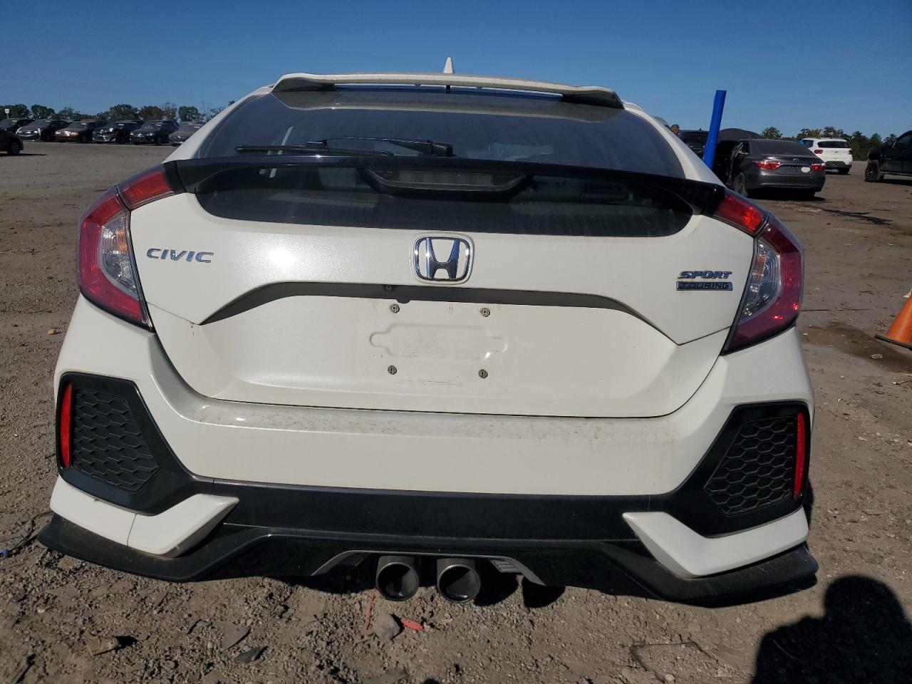 2018 Honda Civic Sport Touring VIN: SHHFK7H90JU201298 Lot: 75085324