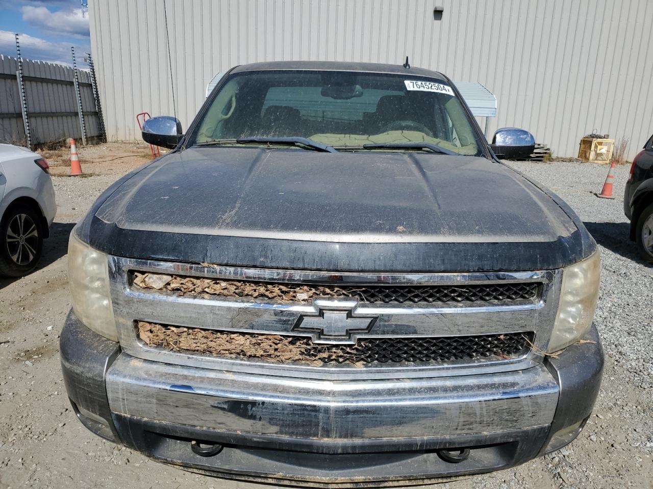2008 Chevrolet Silverado - Image 5