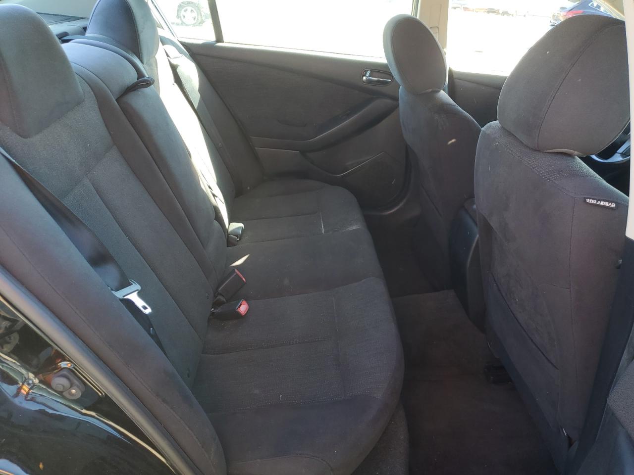 2012 Nissan Altima - Image 10