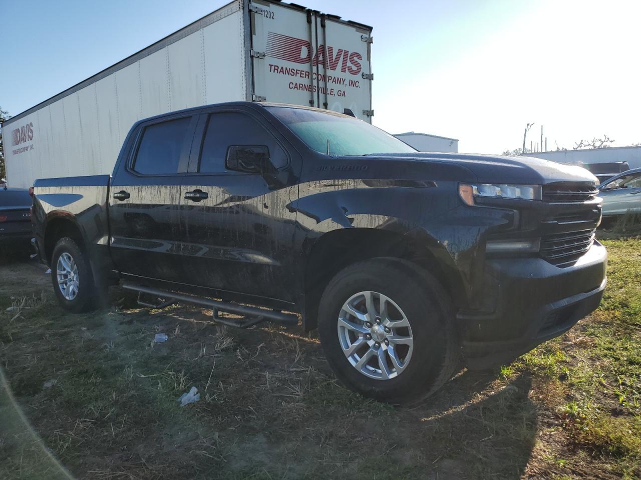 2019 Chevrolet Silverado - Image 4