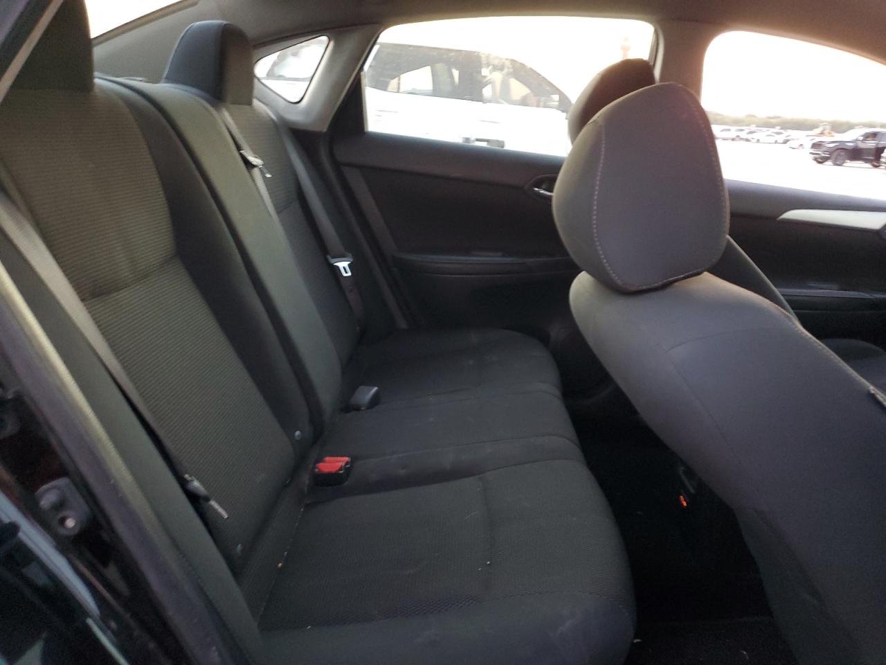 2019 Nissan Sentra - Image 10